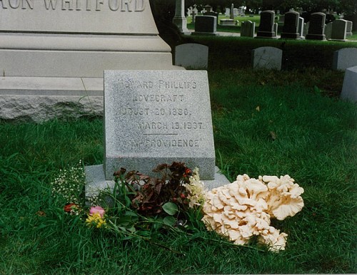 H.P. Lovecraft's grave, Providence