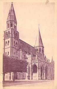 The Church: Collégiale Notre Dame de Poissy